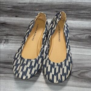 Lucky Brand flats 7.5